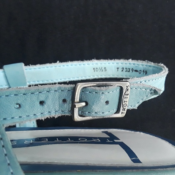 Trotters Leather Sling-back Sandal in Powder Blue - Picture 8 of 12